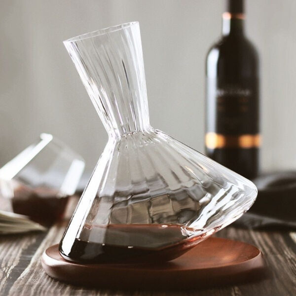 magette Rotatable Wine Decanter with Wooden Stand – Elegant Aerating Carafe - Image 2