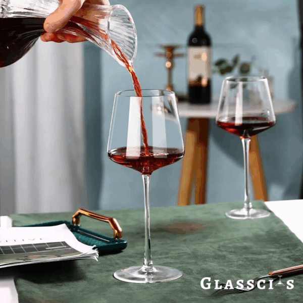 magette Ultra-Thin Angular Crystal Wine Glasses – Set of 4 - Image 6