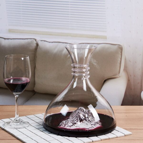 magette Iceberg Wine Decanter – Unique Sculptural Glass Carafe - Image 5
