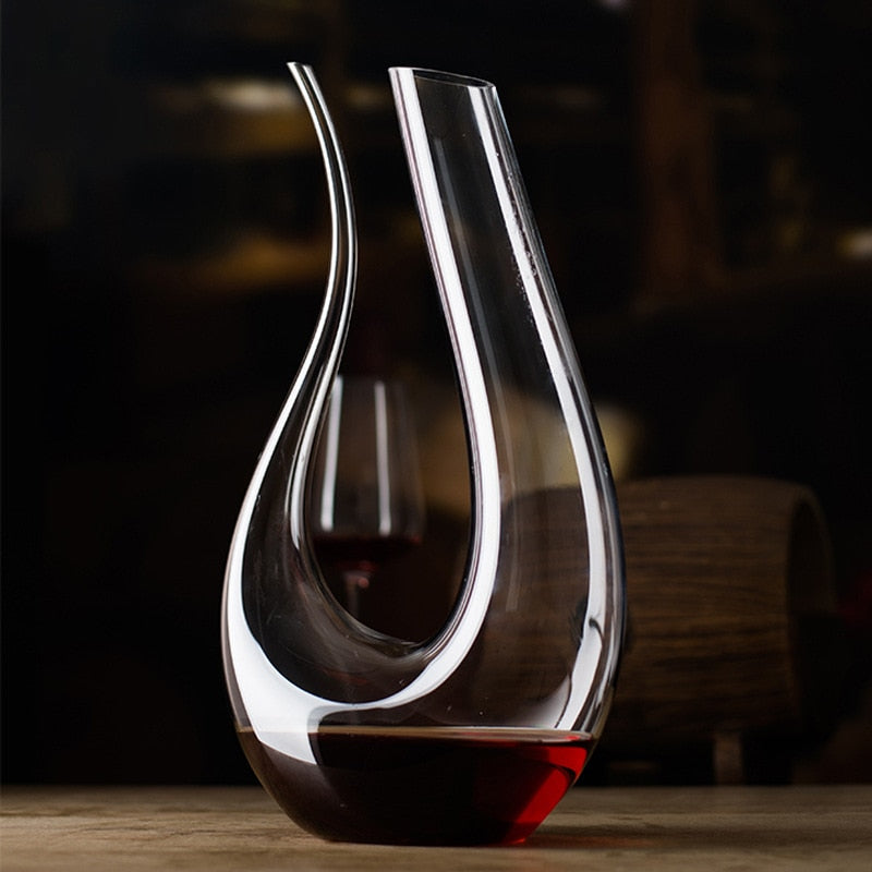 magette Swan-Inspired Crystal Wine Decanter – Elegant Curved Glass Carafe
