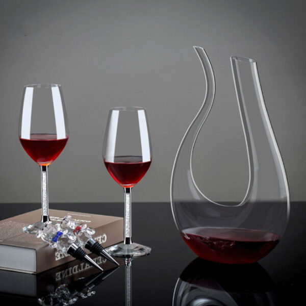 magette Swan-Inspired Crystal Wine Decanter – Elegant Curved Glass Carafe - Image 2
